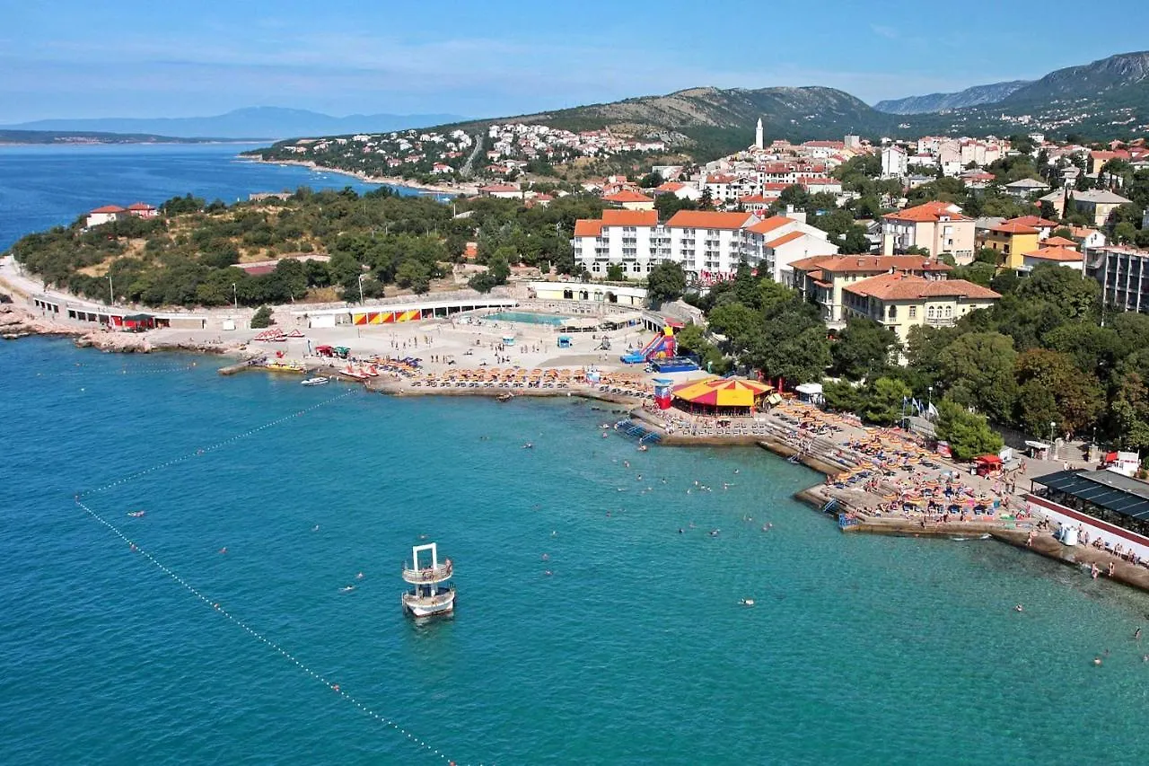 Apartment Novi Vinodolski 5587B 0*,  Croatia