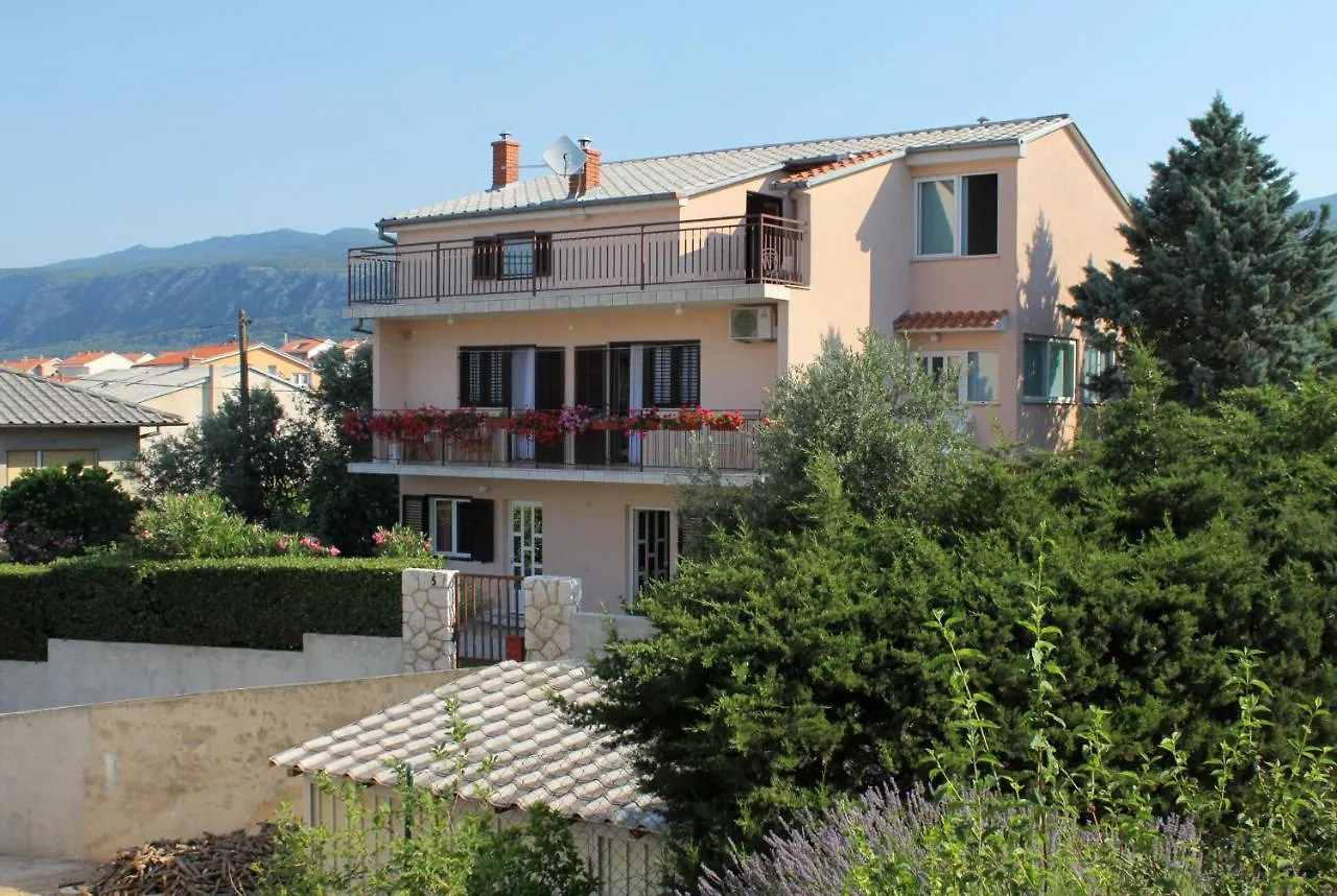 Apartment Novi Vinodolski 5587B 0*,  Croatia