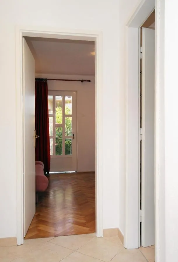 Apartment Novi Vinodolski 5587B