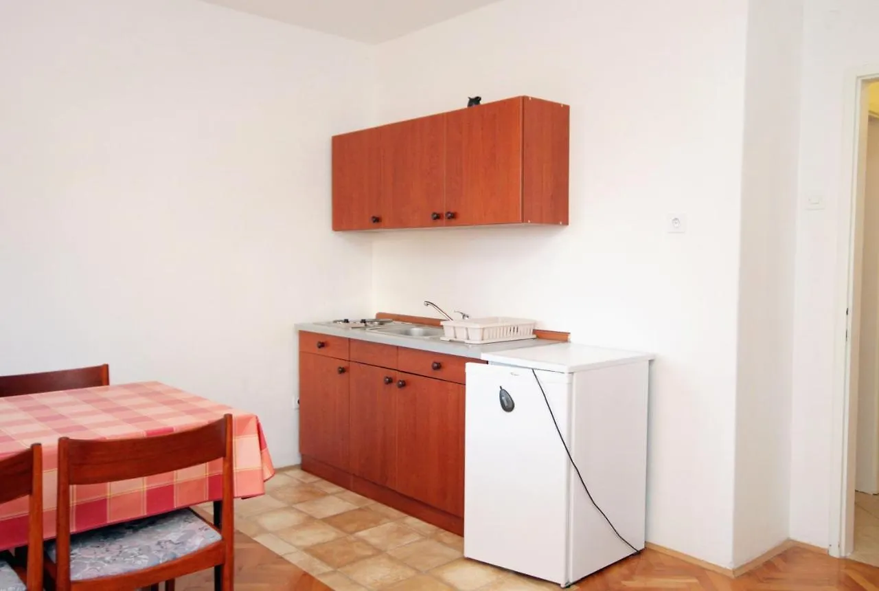 Apartment Novi Vinodolski 5587B Croatia